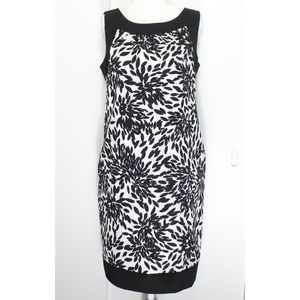 AGB Black Floral Shift Dress with Pockets